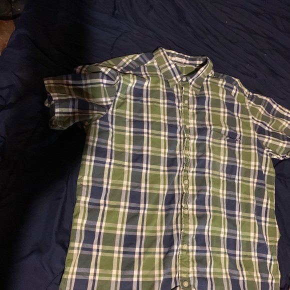 Old navy button up - Picture 1 of 4
